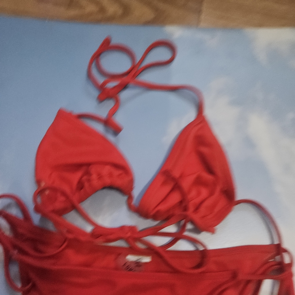 Red String Bikini - Picture 9 of 13